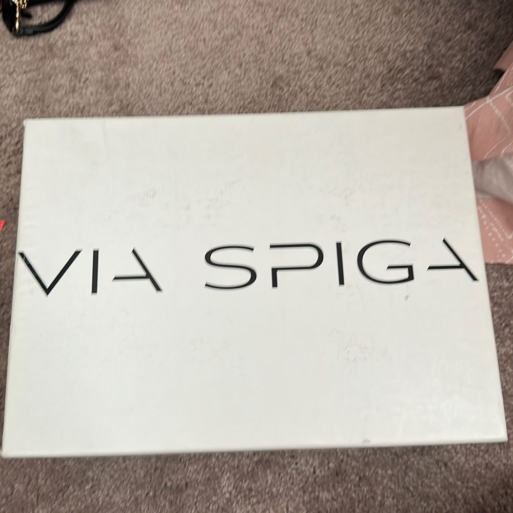 via spiga patent peep toe leather heels